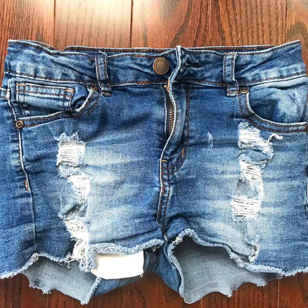 URBAN outfitters, Girls jean shorts!